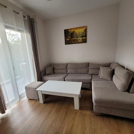 Enes Apartment Tirane Kültér fotó