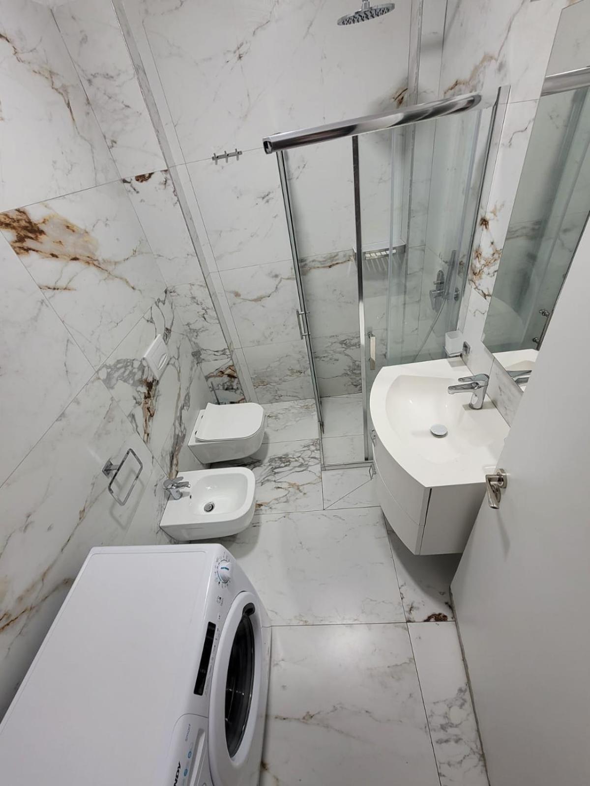 Enes Apartment Tirane Kültér fotó